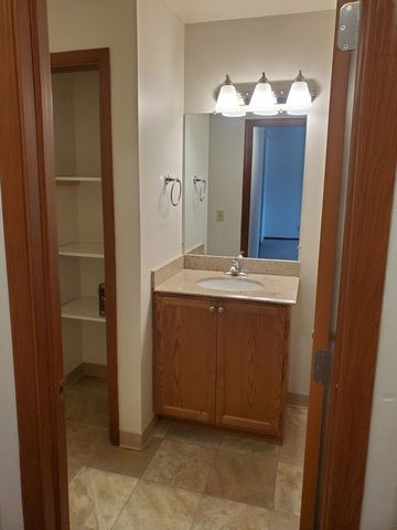 853 Eastern Ave #15, West Bend, WI 53095