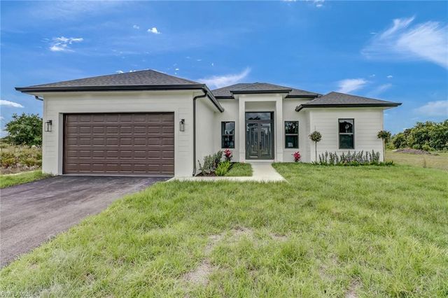 3662 54th Ave  NE, Naples, FL 34120