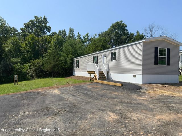 1154 Us-9 #33, Hudson, NY 12534