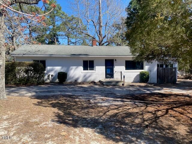263 Youngs Rd, Vass, NC 28394