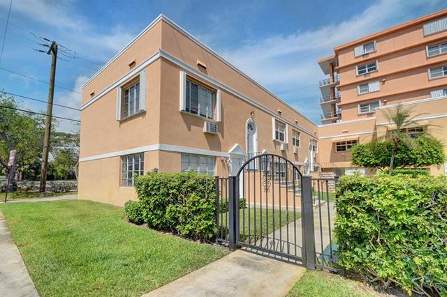 31 S  Golfview Rd #10, Lake Worth, FL 33460