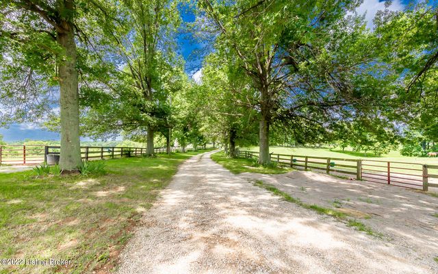580 Bannister Pike, Dry Ridge, KY 41035
