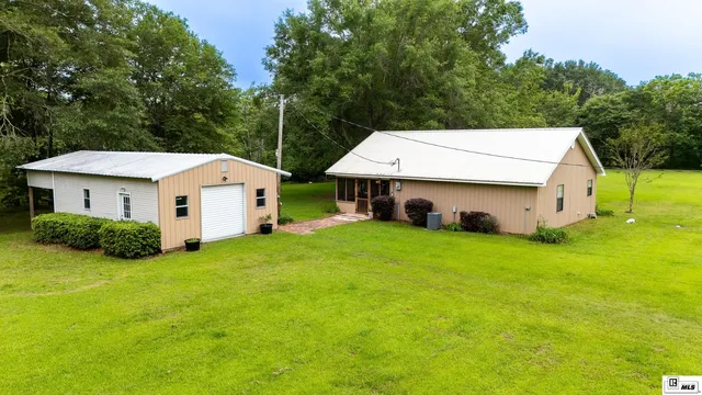 9636 Toledo Rd, Bastrop, LA 71261