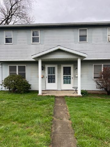 467 Elm St #467, Struthers, OH 44471