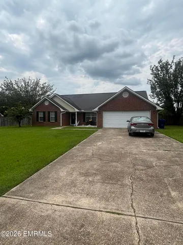 9031 Collinsville Rd, Collinsville, MS 39325