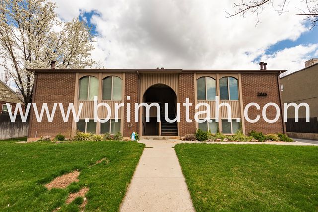 2045 S  2200 E  #A, Salt Lake City, UT 84108