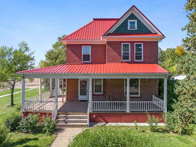 301 Dartmouth Ave, Newell, SD 57760