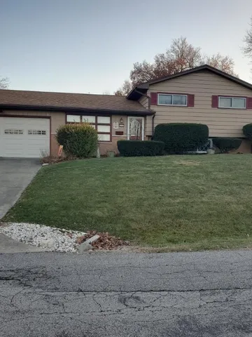 318 Newell Ave, Danville, IL 61832