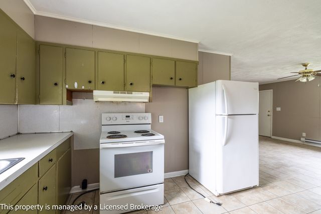 219 Roslyn Rd, Troy, NC 27371
