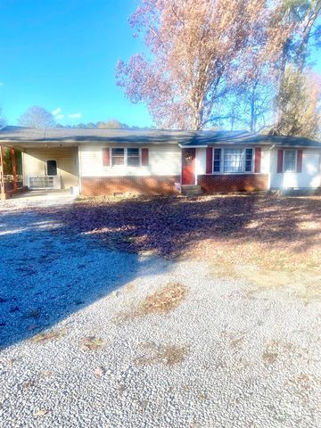 1074 County Road 7, Florence, AL 35633