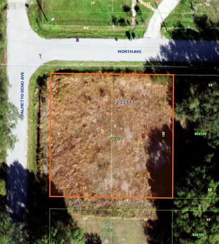 North Ave #11-12, Mulberry, FL 33860