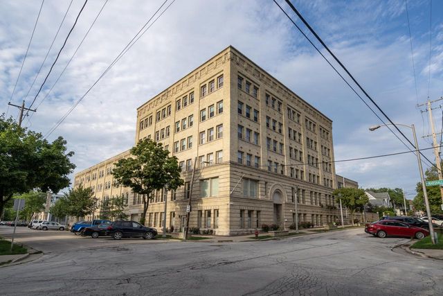 904 East Pearson STREET #105, Milwaukee, WI 53202
