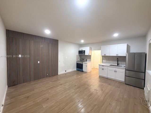 7734 Abbott Ave #101, Miami Beach, FL 33141