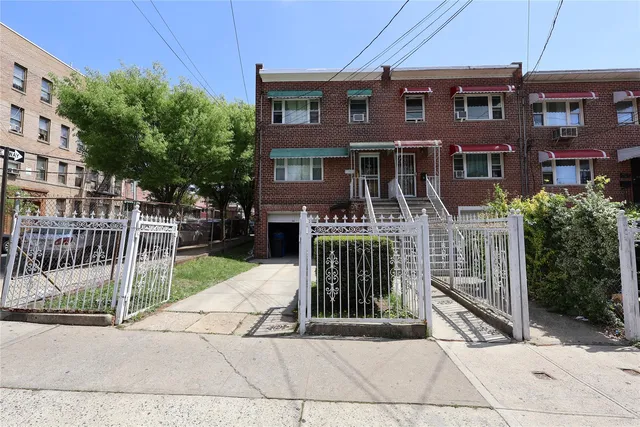 3722 Bronxwood Avenue, Bronx, NY 10469