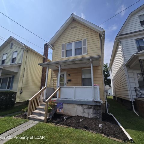 100 Poplar St, Kingston, PA 18704