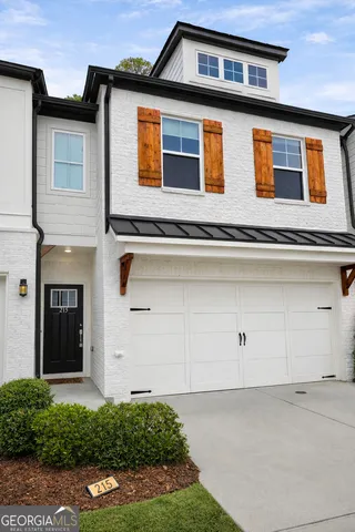 215 Auburn Valley Way, Auburn, GA 30011