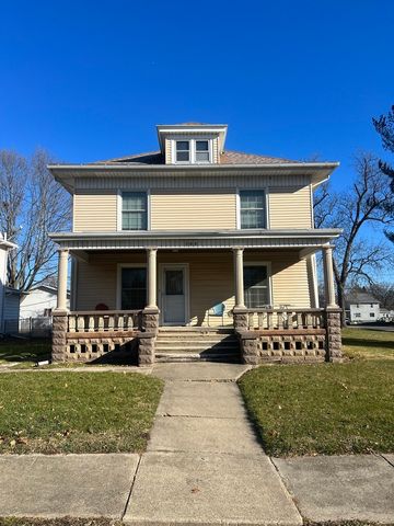 304 12th Ave, Sterling, IL 61081