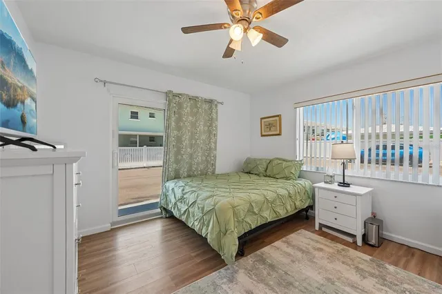 117 7th St N #1, Bradenton Beach, FL 34217
