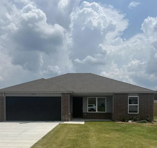 6665 Hollywood Ave, Benton, AR 72019