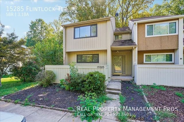 15285 Flintlock Ter, Woodbridge, VA 22191