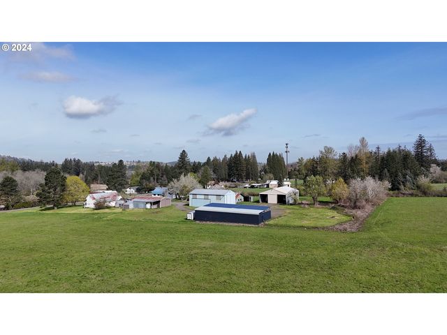 18485 SE Foster Rd, Damascus, OR 97089