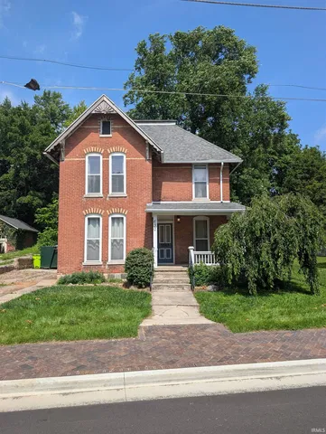 630 E  Tipton St, Huntington, IN 46750