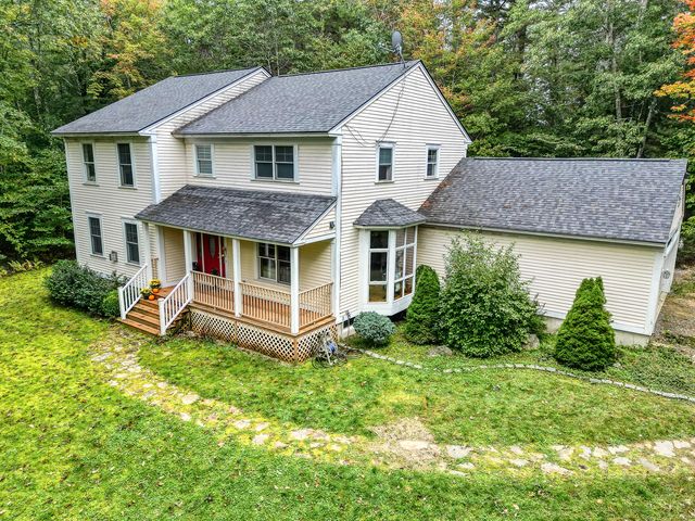 40 W Chops Point Road, Bath, ME 04530