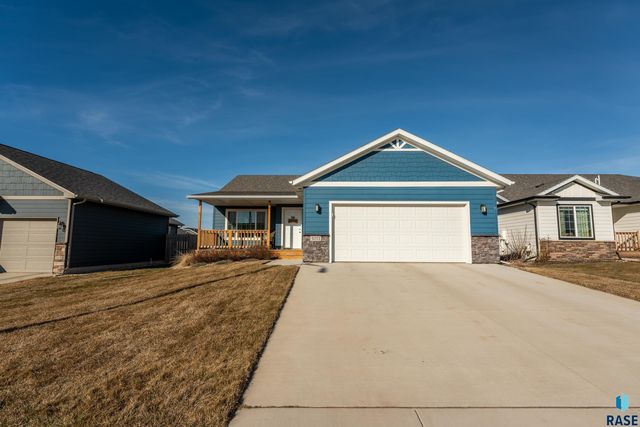 4021 S  Pisidian Ave, Sioux Falls, SD 57110