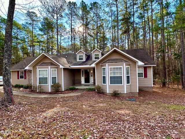 8024 Country Haven Ln, New Hill, NC 27562