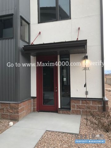 859 Struthers Ave #203, Grand Junction, CO 81501