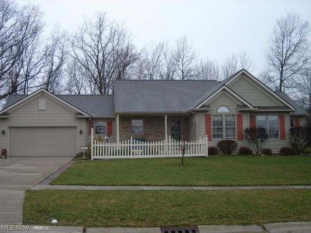 1047 Coopers Run, Amherst, OH 44001