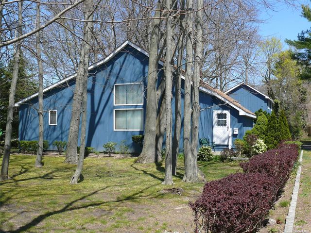 172 Concourse, Brightwaters, NY 11718