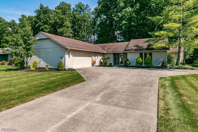 10483 Shale Brook Way, Strongsville, OH 44149