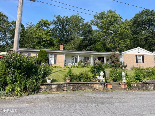 122 Evergreen Dr, Bedford, PA 15522
