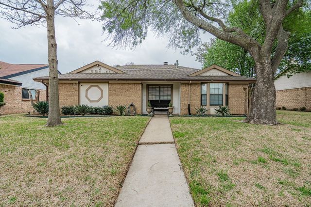 610 Brittany Dr, Mesquite, TX 75150