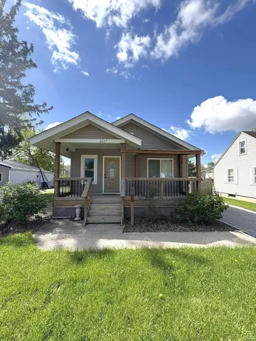 2607 Westward Dr, Fort Wayne, IN 46809