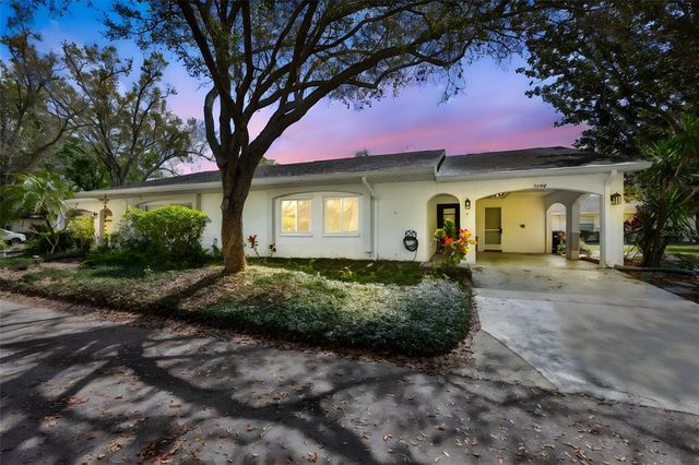 2004 Halidom Way, Sun City Center, FL 33573