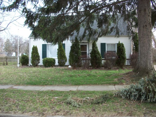 1342 Myrtle Ave, Cuyahoga Falls, OH 44221