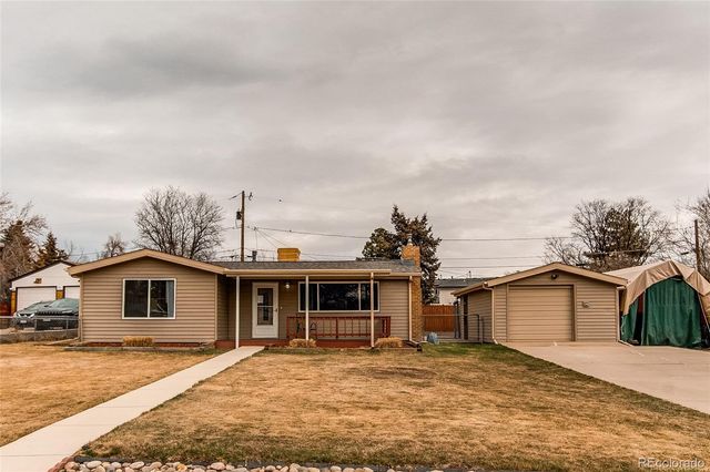 10245 W 8th Place, Lakewood, CO 80215