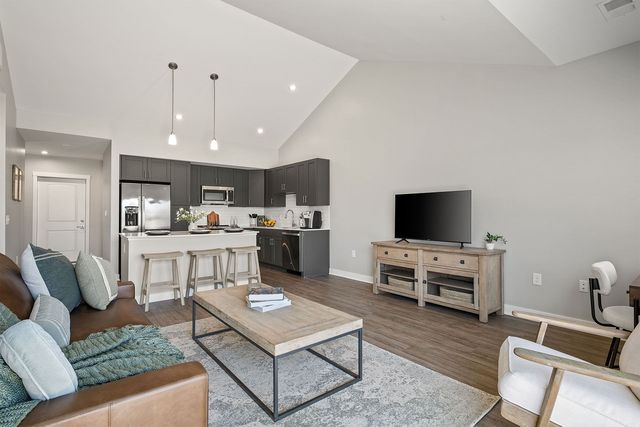 1810 NW Savannah Ln #28-1930, Ankeny, IA 50023