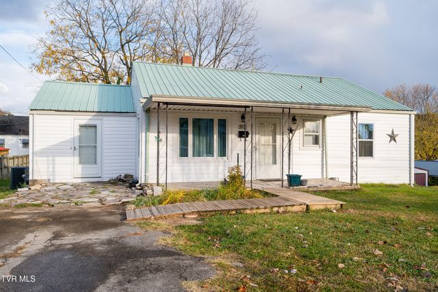 313 Amber St, Kingsport, TN 37660