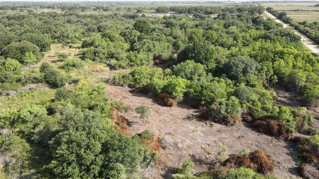 4990 County Road 317, Louise, TX 77455