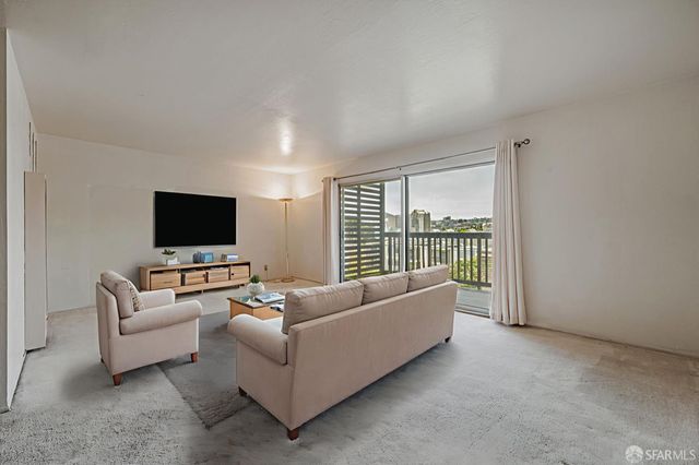 1455 Laguna St #6, San Francisco, CA 94115