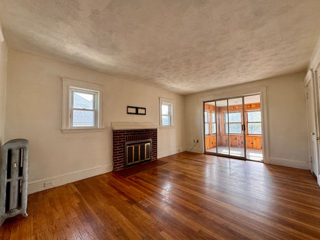 15 Slade St #2, Belmont, MA 02478