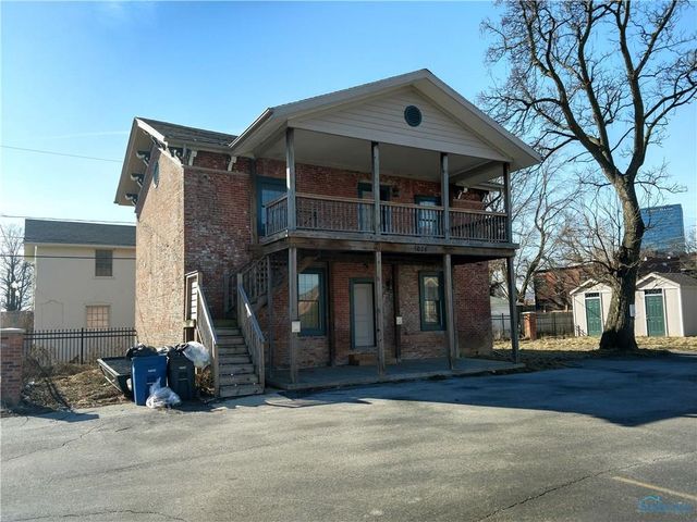 1026 N  Huron St, Toledo, OH 43604