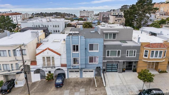 445-447  42nd Ave, San Francisco, CA 94121