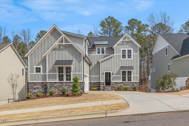 3812 Stoneridge Forest Dr, Raleigh, NC 27612