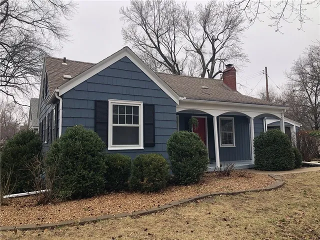 4126 Elledge Dr, Roeland Park, KS 66205