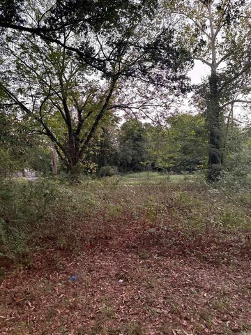 1820 W  12th Ave, Pine Bluff, AR 71603