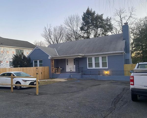 9913 Old Georgetown Rd #2, Bethesda, MD 20814